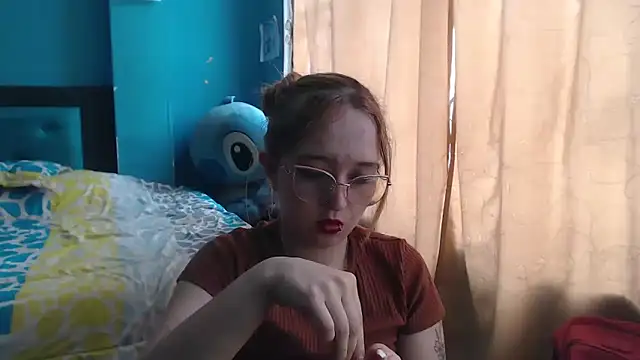 Snapshot of Liaroberts1 chatting on January 29, 2025, 6:18 pm Liaroberts1 online show from January 29, 2025, 6:18 pm