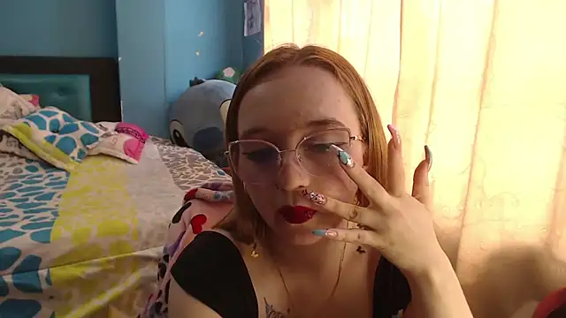 Snapshot of Liaroberts1 chatting on February 8, 2025, 3:10 pm Liaroberts1 online show from February 8, 2025, 3:10 pm