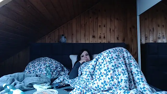 Snapshot of BoeseMoni1998 chatting on October 6, 2025, 10:56 am BoeseMoni1998 online show from October 6, 2025, 10:56 am