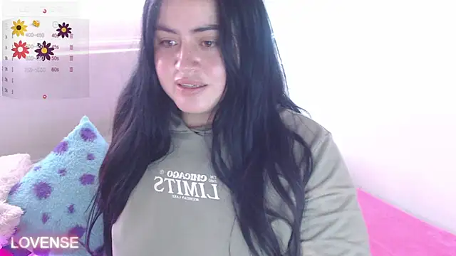 PamelaDoouce online show from December 11, 2024, 12:12 pm