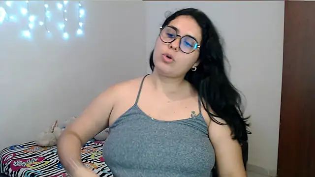 Snapshot of zaritagape21 chatting on September 28, 2025, 4:40 am zaritagape21 online show from September 28, 2025, 4:40 am