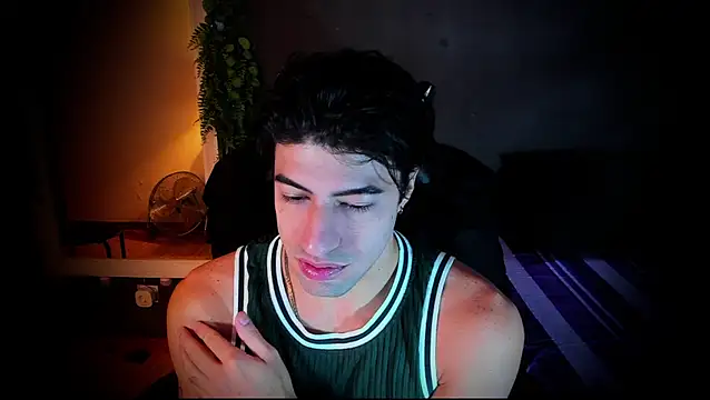 newjeff online show from September 28, 2025, 4:12 pm