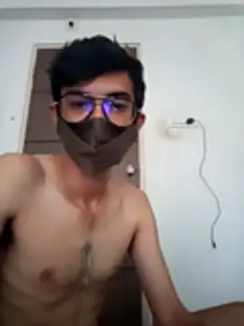 Snapshot of vamphunt130 chatting on November 8, 2025, 7:19 am vamphunt130 online show from November 8, 2025, 7:19 am