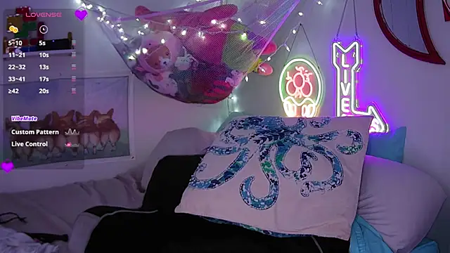 opalreigning online show from January 26, 2025, 11:28 am