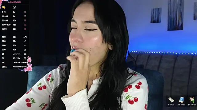 ZaraDames  online show from November 22, 2025, 4:00 am