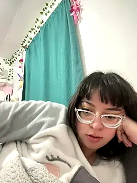 Snapshot of indiegirl666 chatting on October 22, 2025, 5:19 am indiegirl666 online show from October 22, 2025, 5:19 am