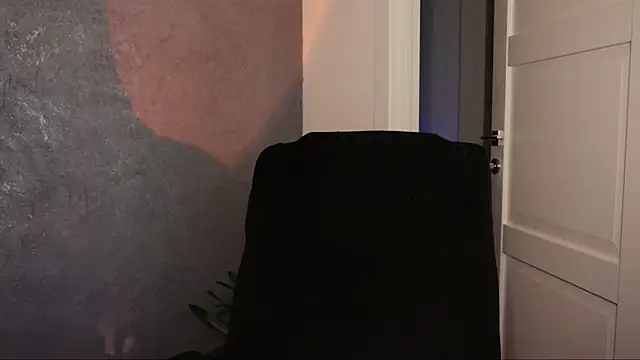 Snapshot of mistress__rochelle chatting on March 19, 2025, 11:14 pm mistress rochelle online show from March 19, 2025, 11:14 pm