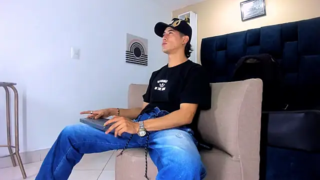 Jhonn Rhyss online show from October 11, 2025, 3:06 am