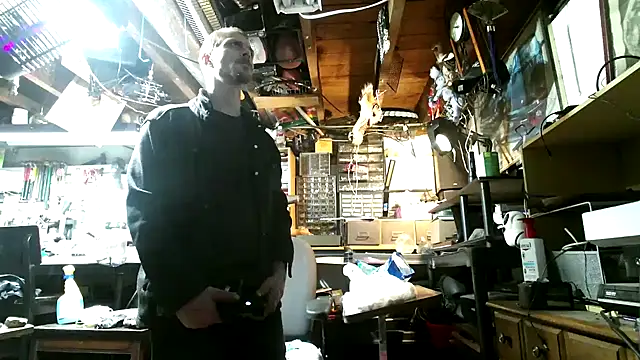 Snapshot of mrwinsalot88 chatting on October 3, 2025, 2:36 pm mrwinsalot88 online show from October 3, 2025, 2:36 pm