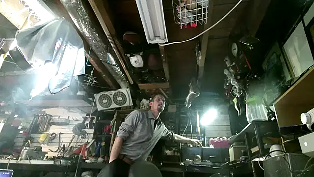 Snapshot of mrwinsalot88 chatting on October 15, 2025, 3:50 am mrwinsalot88 online show from October 15, 2025, 3:50 am