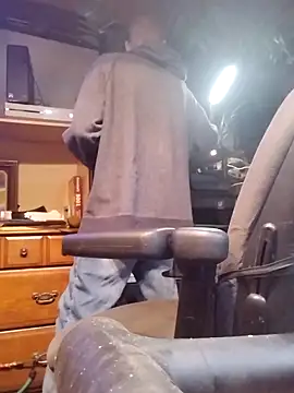 Snapshot of mrwinsalot88 chatting on October 24, 2025, 10:22 am mrwinsalot88 online show from October 24, 2025, 10:22 am