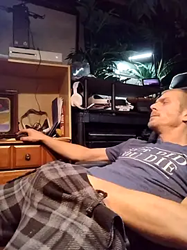 Snapshot of mrwinsalot88 chatting on October 31, 2025, 10:49 am mrwinsalot88 online show from October 31, 2025, 10:49 am