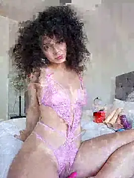 Snapshot of Emily_Posh chatting on September 27, 2025, 9:36 am Emily Posh online show from September 27, 2025, 9:36 am