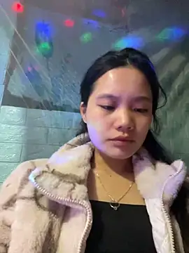 Snapshot of Be-MyMy chatting on December 25, 2024, 12:47 pm Be-MyMy online show from December 25, 2024, 12:47 pm