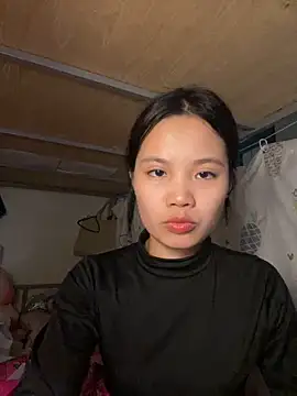 Snapshot of Be-MyMy chatting on February 6, 2025, 7:56 am Be-MyMy online show from February 6, 2025, 7:56 am