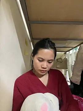 Snapshot of Be-MyMy chatting on February 6, 2025, 11:43 am Be-MyMy online show from February 6, 2025, 11:43 am