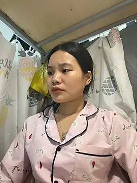 Snapshot of Be-MyMy chatting on February 22, 2025, 1:57 pm Be-MyMy online show from February 22, 2025, 1:57 pm