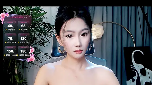 Snapshot of FeiFei-babe chatting on October 20, 2025, 1:44 pm FeiFei-babe online show from October 20, 2025, 1:44 pm
