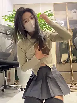 FeiFei-babe online show from December 22, 2025, 10:12 am