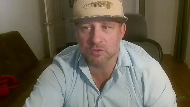 poundyouout69 online show from November 30, 2025, 12:47 am