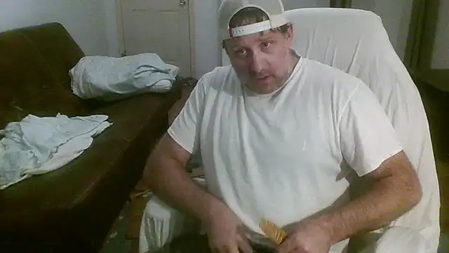 poundyouout69 online show from July 25, 2026, 3:15 am