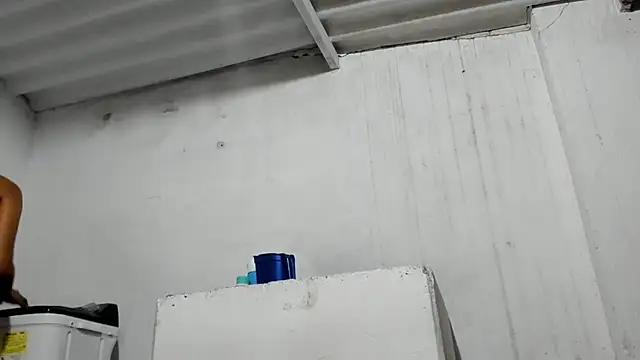 jadesmiith1 online show from October 21, 2025, 3:07 am