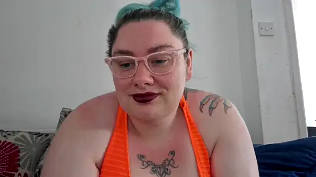 Bustycurves online show from June 30, 2026, 11:00 am