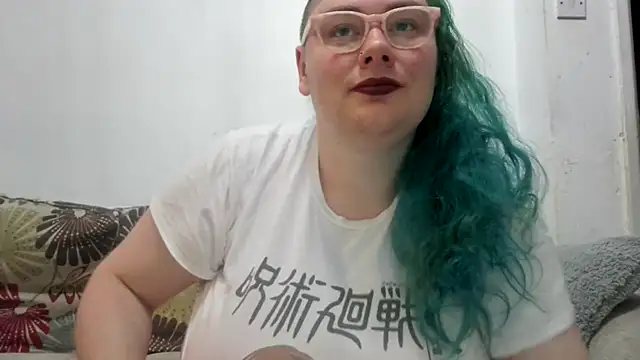 Bustycurves online show from July 10, 2026, 10:45 pm