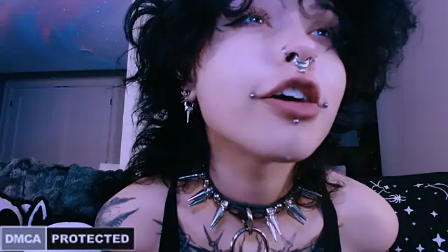 NaughtyLittleFox online show from March 30, 2026, 5:30 am