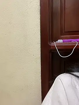 minmin2kk5 online show from January 23, 2025, 3:11 pm