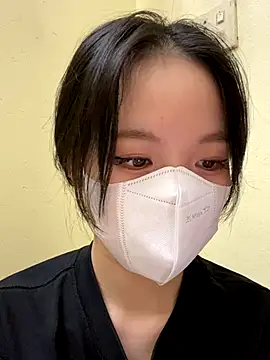 minmin2kk5 online show from September 15, 2025, 2:06 pm