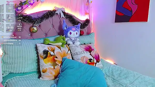 Snapshot of Littlerouse_ chatting on December 5, 2024, 5:15 am Littlerouse online show from December 5, 2024, 5:15 am
