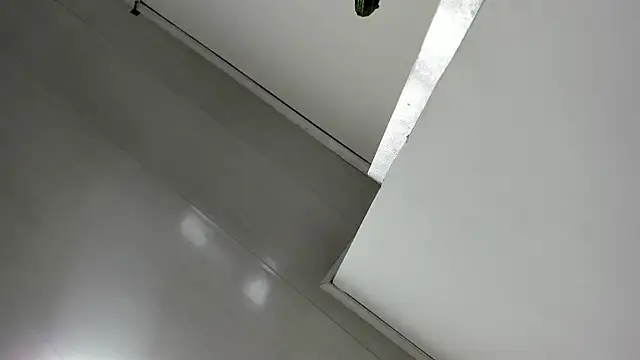 Cherllynn online show from January 12, 2026, 2:44 pm