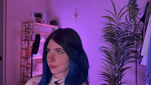 Snapshot of _vixenp chatting on February 22, 2026, 6:28 pm vixenp online show from February 22, 2026, 6:28 pm