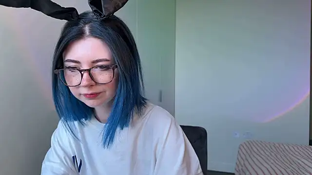  vixenp online show from April 2, 2026, 6:16 pm