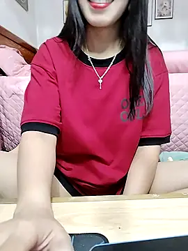 cream1299 online show from October 8, 2025, 11:52 am