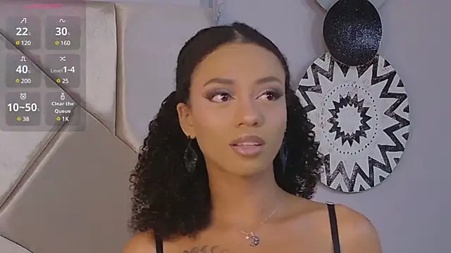 Snapshot of Nahomi_King chatting on January 10, 2025, 1:09 pm Nahomi King online show from January 10, 2025, 1:09 pm