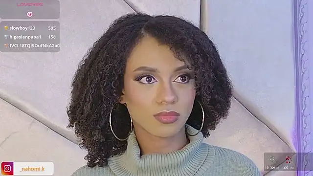 Snapshot of Nahomi_King chatting on February 4, 2025, 7:11 pm Nahomi King online show from February 4, 2025, 7:11 pm