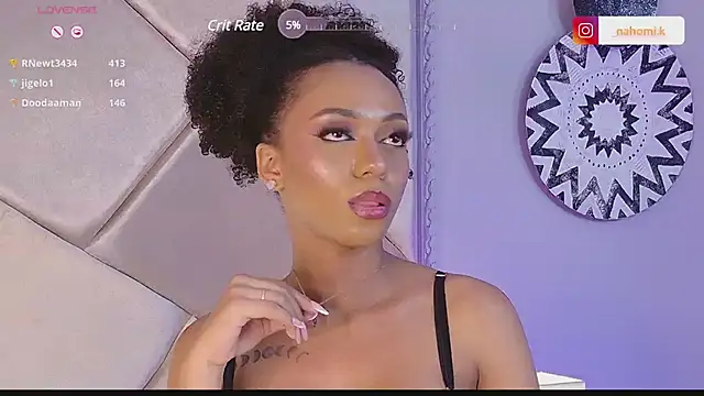 Snapshot of Nahomi_King chatting on March 11, 2025, 3:34 pm Nahomi King online show from March 11, 2025, 3:34 pm