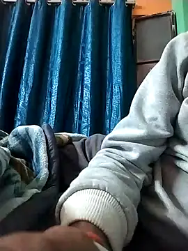 Snapshot of ALWAYSHORNYDADDY chatting on January 15, 2025, 5:26 pm ALWAYSHORNYDADDY online show from January 15, 2025, 5:26 pm