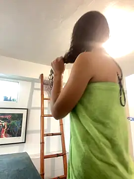 Rati Curly online show from October 12, 2025, 11:42 am