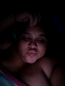 Snapshot of XXTenacion chatting on October 1, 2025, 10:38 pm XXTenacion online show from October 1, 2025, 10:38 pm