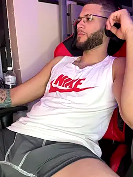 Snapshot of Joker19196 chatting on November 1, 2025, 12:34 am Joker19196 online show from November 1, 2025, 12:34 am