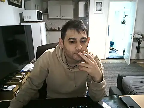 mihaimichael online show from September 29, 2025, 9:58 am