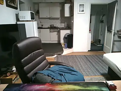 mihaimichael online show from October 2, 2025, 5:36 am