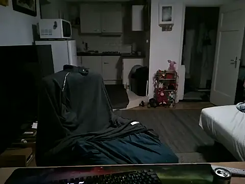 mihaimichael online show from October 9, 2025, 5:16 am