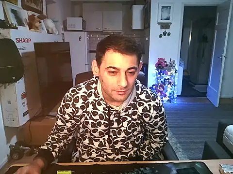 mihaimichael online show from October 22, 2025, 12:11 am