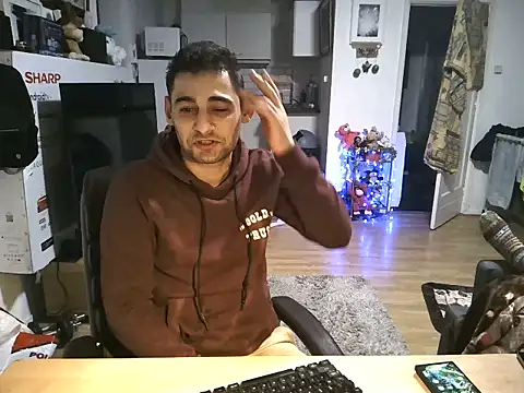 mihaimichael online show from November 19, 2025, 2:22 am