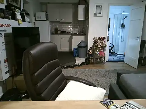 mihaimichael online show from January 10, 2026, 12:07 pm