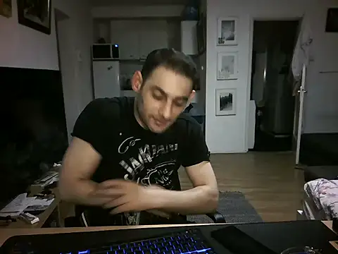 mihaimichael online show from May 17, 2026, 2:09 am